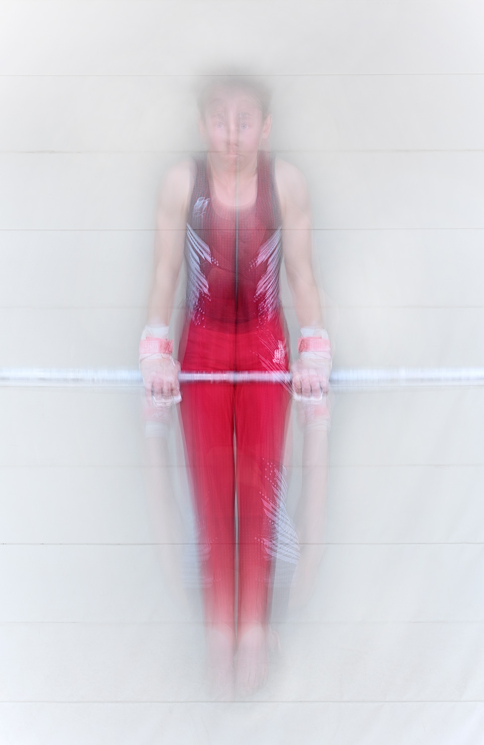 BFF, Turner, Spielkarte, roter Sportanzug, Felgumschwung